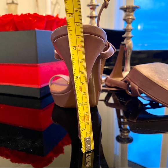 AUTH GUCCI TAN LEATHER PLATFORM W/ GOLD HORSEBIT - Picture 14 of 16